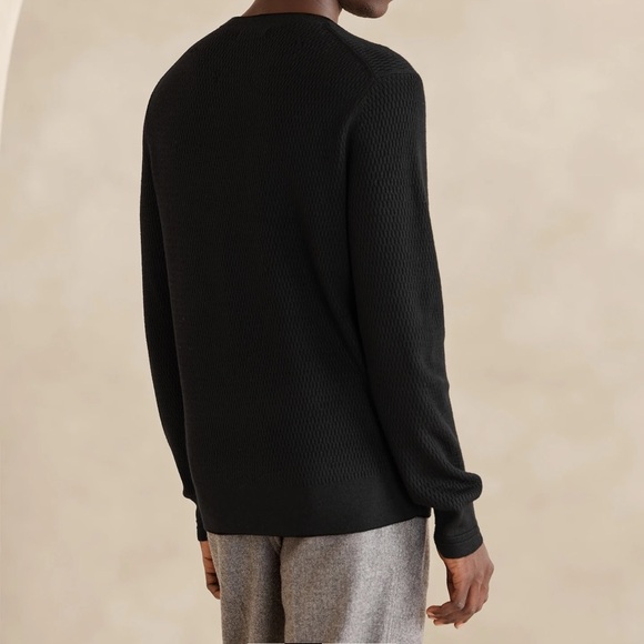 Banana Republic Men’s Merino Crew-Neck Sweater - Picture 2 of 6